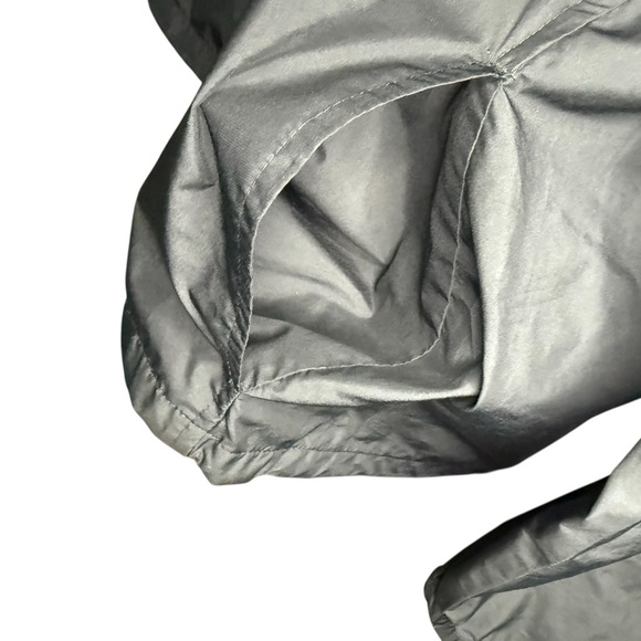 Cutter & Buck Windbreaker Women
Medium Microft Light Pullover Black Size XL - Picture 2 of 9
